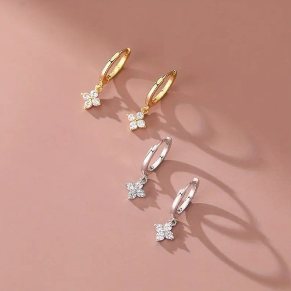 ⚜️ Chic Silver Earrings with Zirconia - Picture 7 of 8